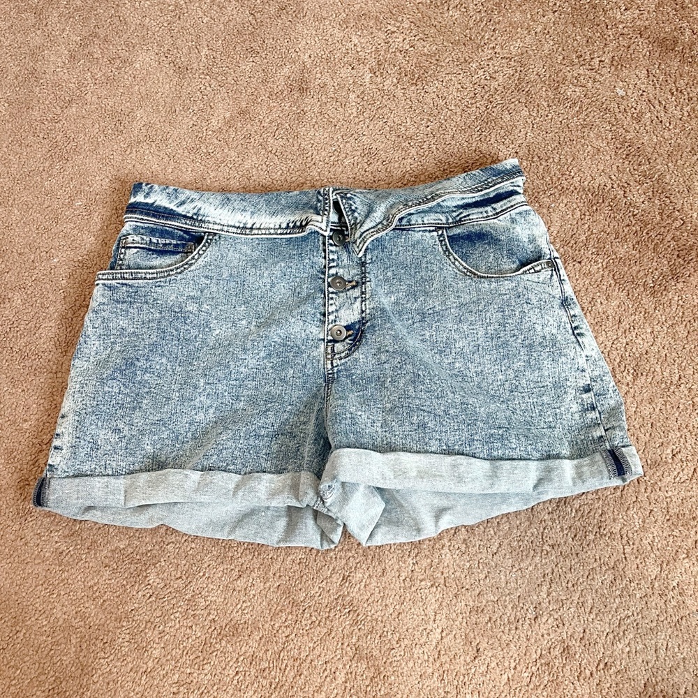 High Rise Denim Shorts - Picture 4 of 4